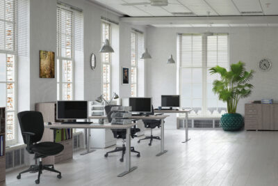 Linesto PLUS hoogte instelbaar zit/zit bureau