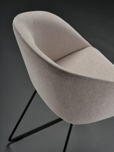 uc-242_TE65076_8002-103_2800_48.tif Vergaderstoel Sedus on spot Cosy